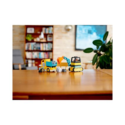 LEGO 10931 LASTEBIL OG BELTEGRAVEMASKIN