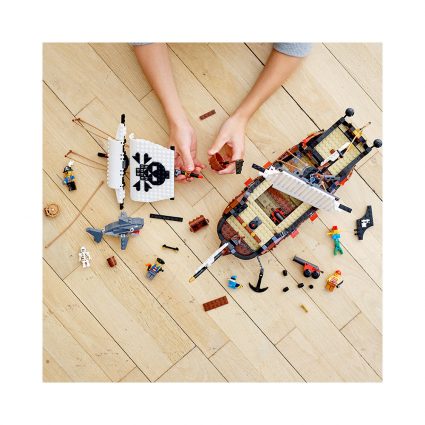 LEGO 31109  SJØRØVERSKUTE