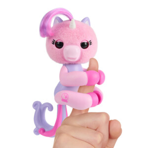 FINGERLINGS FORTUNE TELLING FINGERLING M